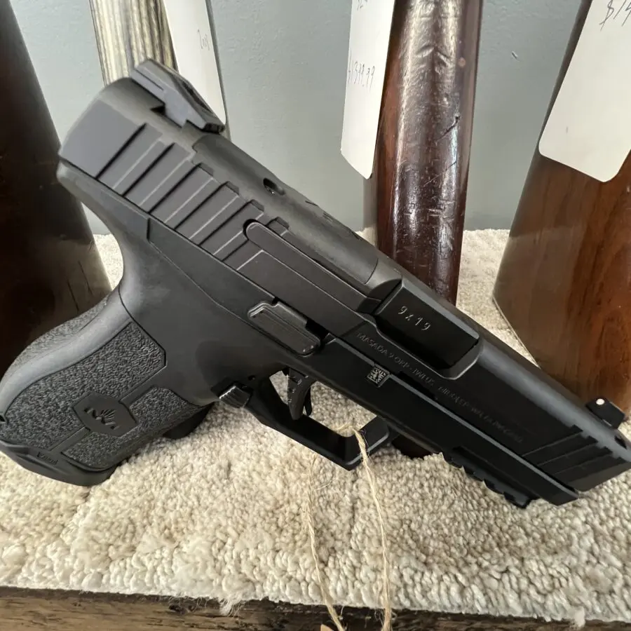 IWI Masada 9mm