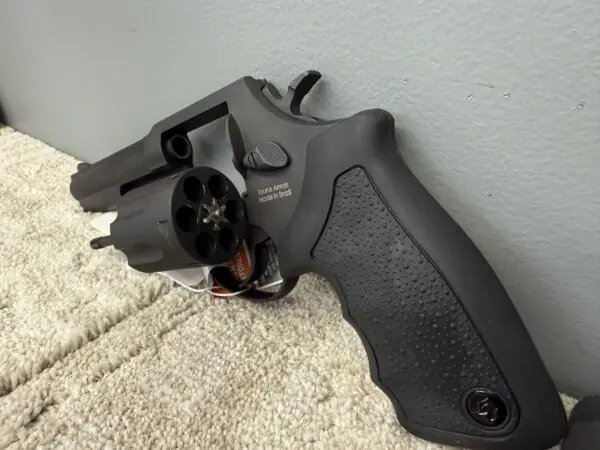 Taurus model 65 357mag - Image 3