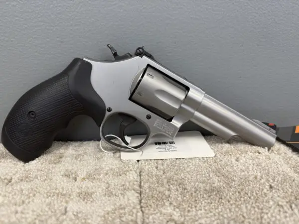 Smith & Wesson 66-8 Combat Magnum 357mag