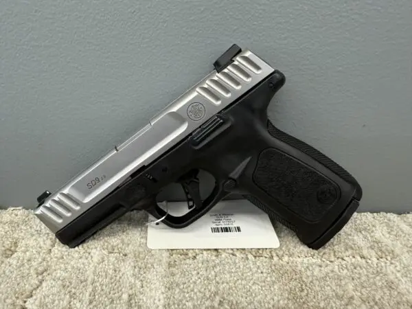 Smith & Wesson SD9 2.0 9mm Stainless - Image 2