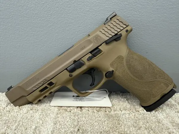 Smith & Wesson M&P40 40s&w FDE - Image 2