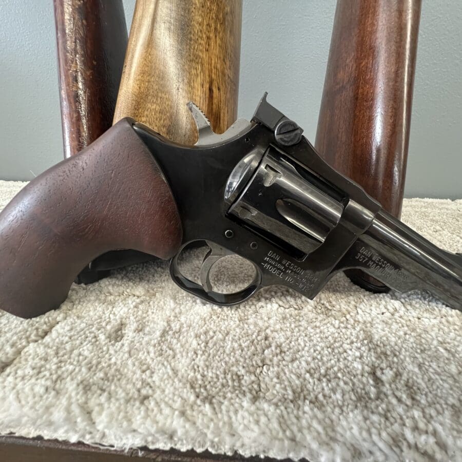 Dan Wesson W12 357mag