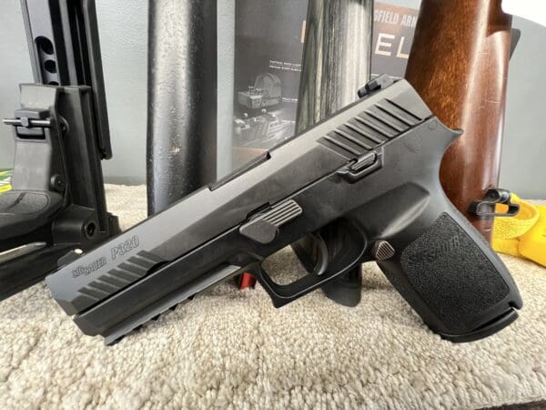 Sig Sauer P320 9mm - Image 2