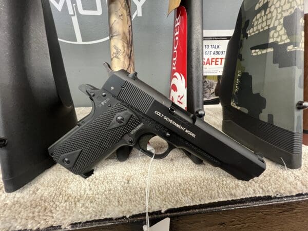 Colt Gov Model 1911 .22lr